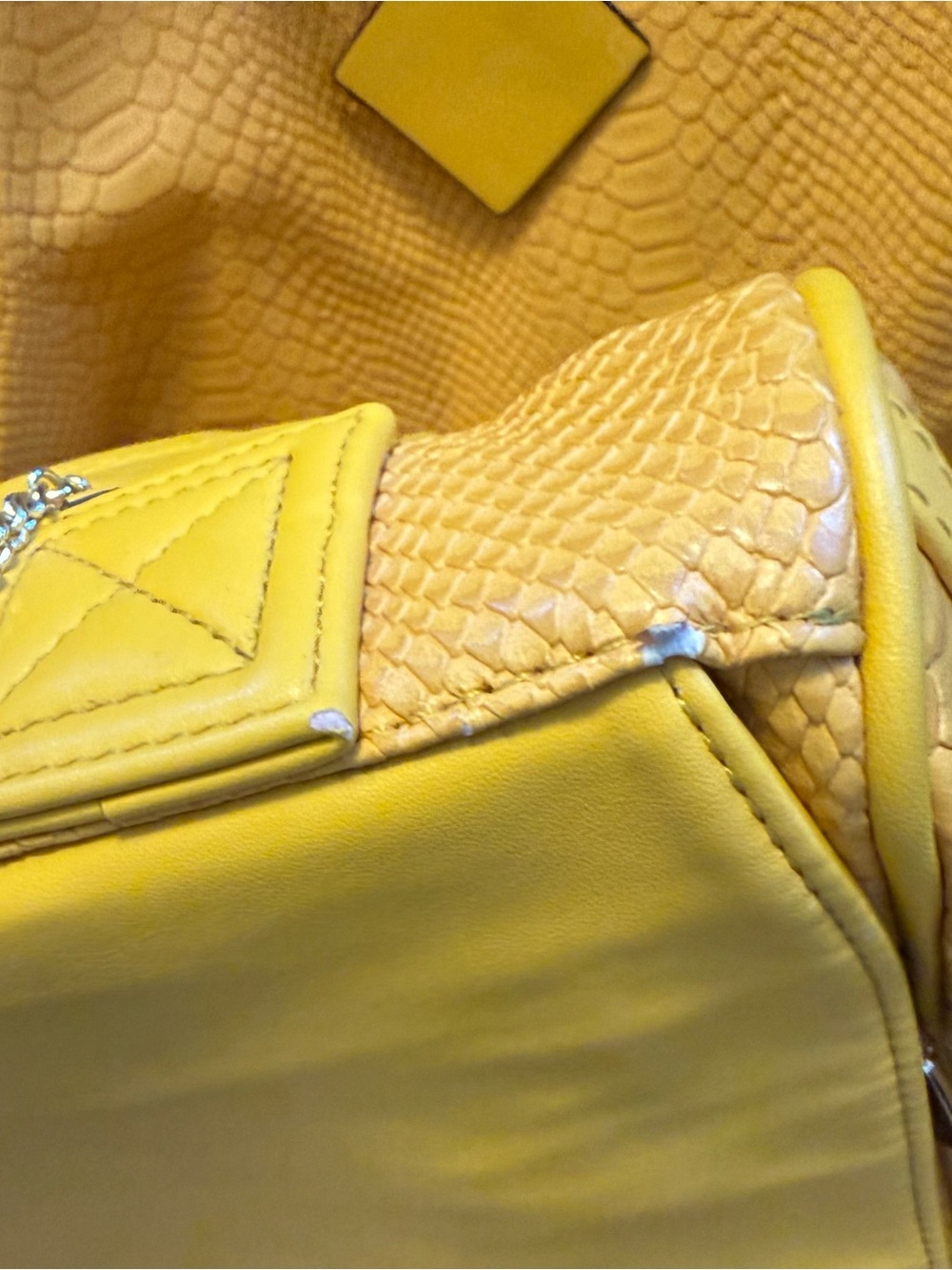Tote & Carry Mustard Apollo Travel Set - Picture 4 of 15